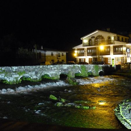 Hotel La Fuentona De Ruente Esterno foto